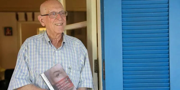 Morre jurista Dalmo Dallari, aos 90 anos
