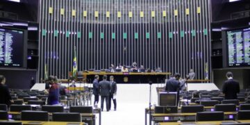 Câmara realiza sessão para análise de propostas