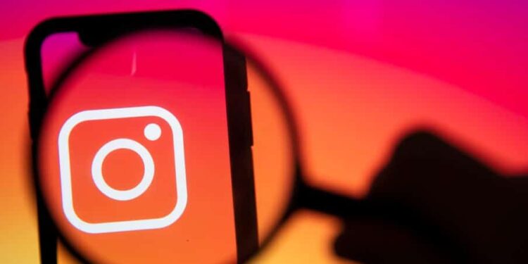 Instagram notifica print feito na DM