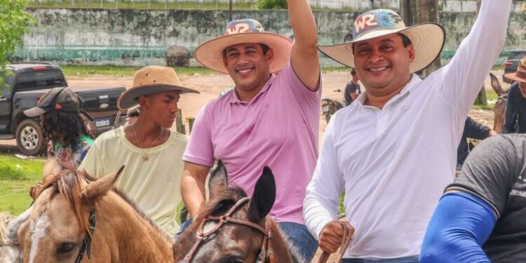 Ao lado de Weverton, Osmar Filho prestigia tradicional Cavalgada em Pindaré Mirim