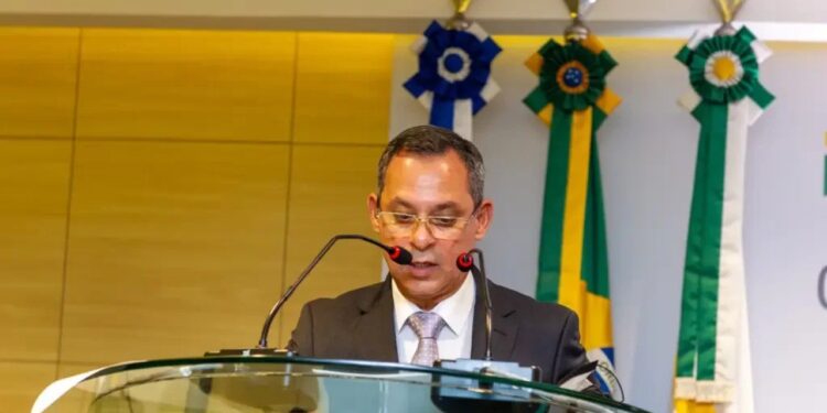 Presidente da Petrobras, José Mauro Coelho, renuncia ao cargo após pressão sobre combustíveis