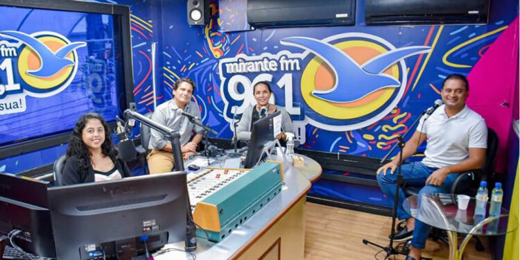 Weverton Rocha participou de entrevista no programa “Jornal na Mira”, da Rádio Mirante FM