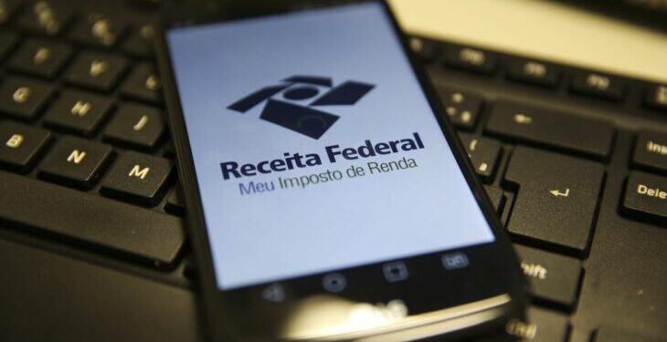 Receita libera amanhã consulta a restituição do Imposto de Renda
