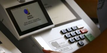 Eleitores de cinco municípios vão às urnas neste domingo (5) para eleições suplementares