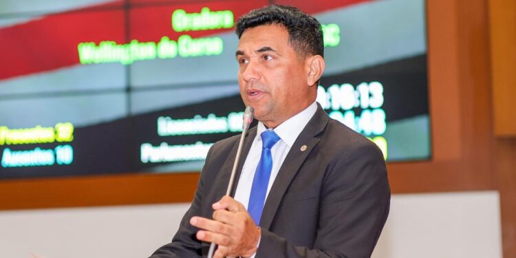 Wellington repercute reunião sobre obras inacabadas no Maranhão e denuncia descaso na saúde de Turiaçu