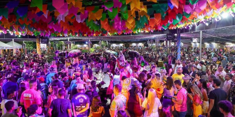 Multidão prestigia abertura do “Arraial da Assembleia” que encantou o público com grandes atrações
