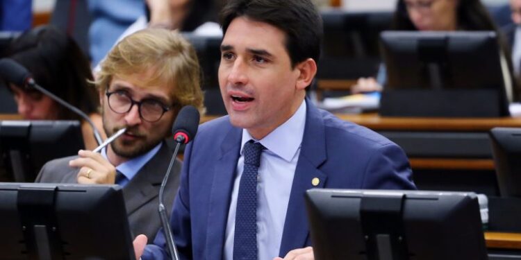 Comissão aprova permissão para que fabricante forneça manual digital para o consumidor