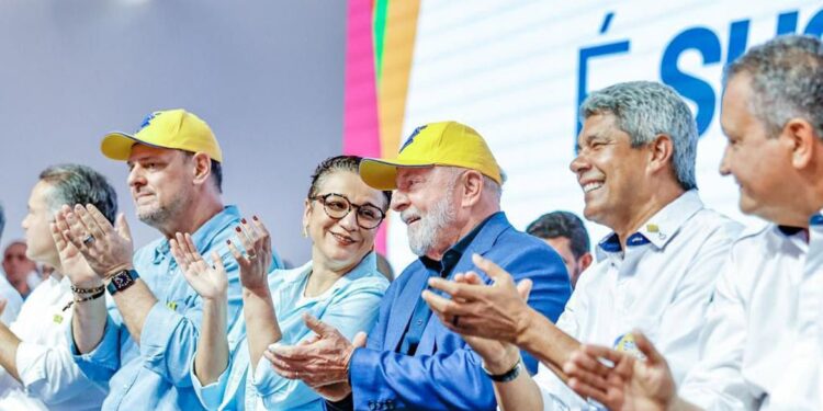 Lula: Brasil precisa da agricultura e da indústria, não há rivalidade