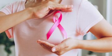 Comissão de Combate ao Câncer faz audiência sobre a campanha o Outubro Rosa